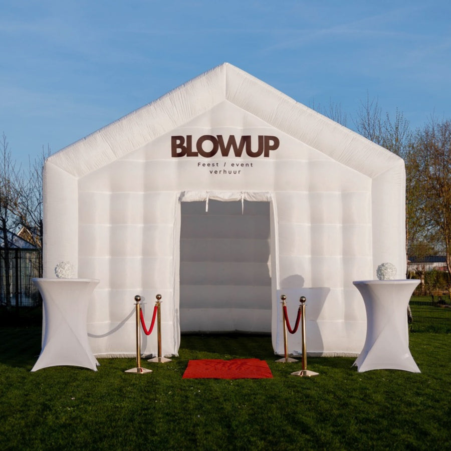 VAN JOUW TUIN
<em>NAAR EEN PRIVATE CLUB</em>